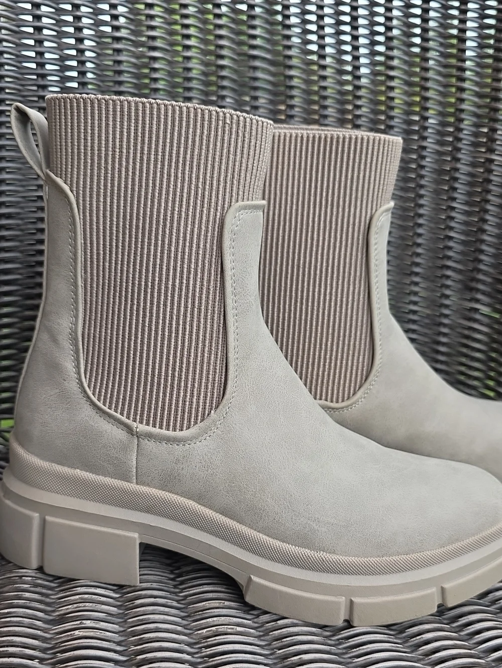 Xappeal Harmony Chelsea Ankle Boots Water Resistant Coated Size 7